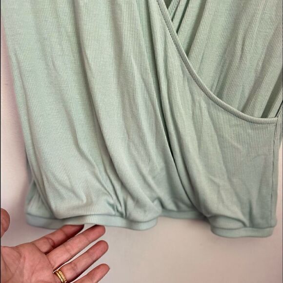 BCBGMAXAZRIA Surplice Sleeveless Top In Harbor.Size S - Picture 6 of 10